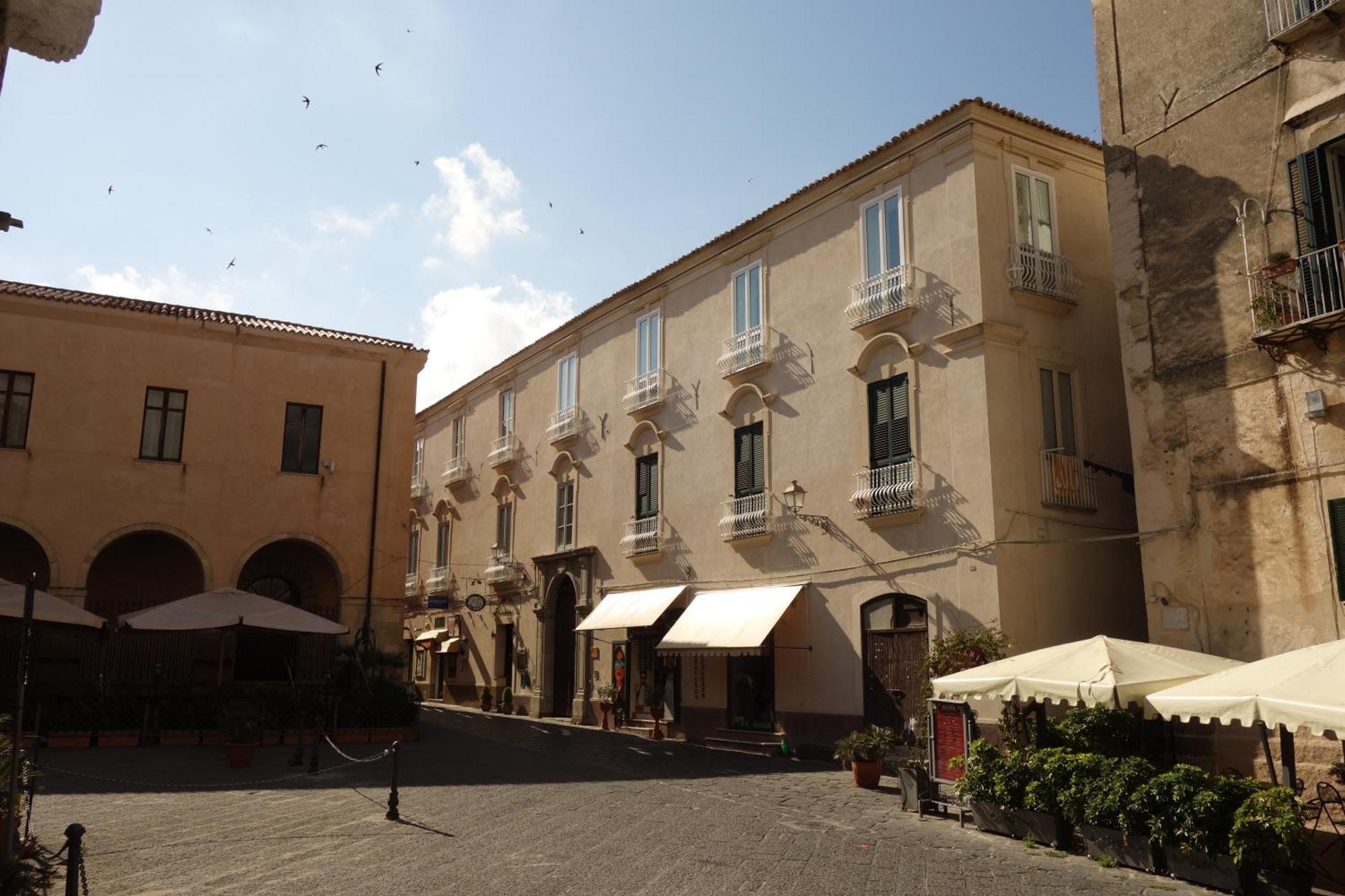 Suites Pastis Tropea - Boutique B&B By Kalavria Holidays Eksteriør billede